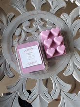 Load image into Gallery viewer, Heart Shaped Wax Melts
